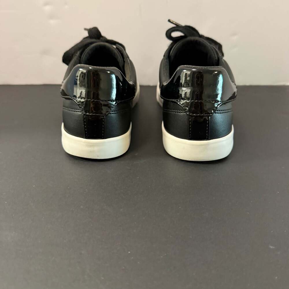 GUESS River Women's Black Low-Top Sneakers with Gold Hardware Size 7.5 - Picture 14 of 15